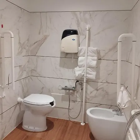 Hotell Alcentro 3*