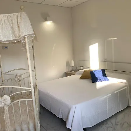 Alcentro Hotell 3*